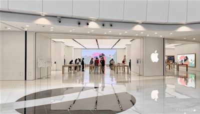 IDC：今年蘋果(AAPL.US)Vision Pro銷量難破50萬 市場期待更便宜版本