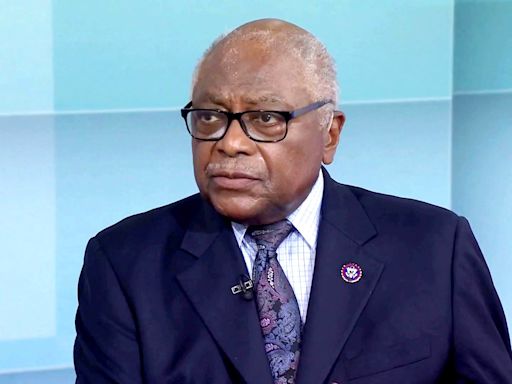 EXCLUSIVE: Rep. Clyburn doubles down on support of Biden amid calls to step down: ‘I’m riding with Biden’