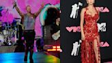VÍDEO: Selena Gómez canta con Coldplay durante la actuación del grupo en su gira mundial