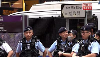 警方於銅鑼灣及維園一帶加強巡邏 至少3人被帶上警車 - RTHK