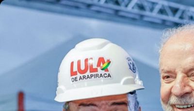 Lula diz que fake news espalha que país é governado por sósia e posa com 'Lula de Arapiraca' | Brasil | O Dia