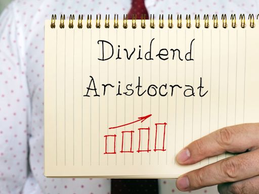 7 Dividend Aristocrats Paying Sky-High Yields: April 2024 7 Dividend Aristocrats Paying Sky-High Yields: April 2024