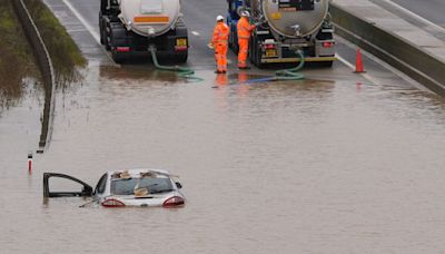 UK weather: Record-breaking rainfall last month - what is the forecast for October?