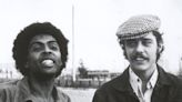 Gilberto Gil resgata fotos raras com Chico Buarque para lembrar aniversário