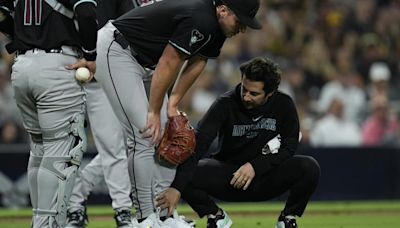 Christian Walker’s 2-run single in the 10th gives the Diamondbacks a 7-5 win against the Padres