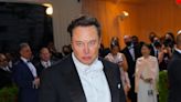 I performed magic tricks for Elon Musk at a PayPal reunion party. Here's what went down.