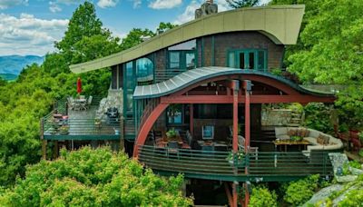 Mountainside cabin once owned by Burt Reynolds sells for $3 MILLION