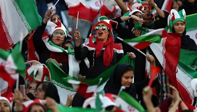 Medienberichte: Wohl wieder Stadionverbot für Frauen im Iran