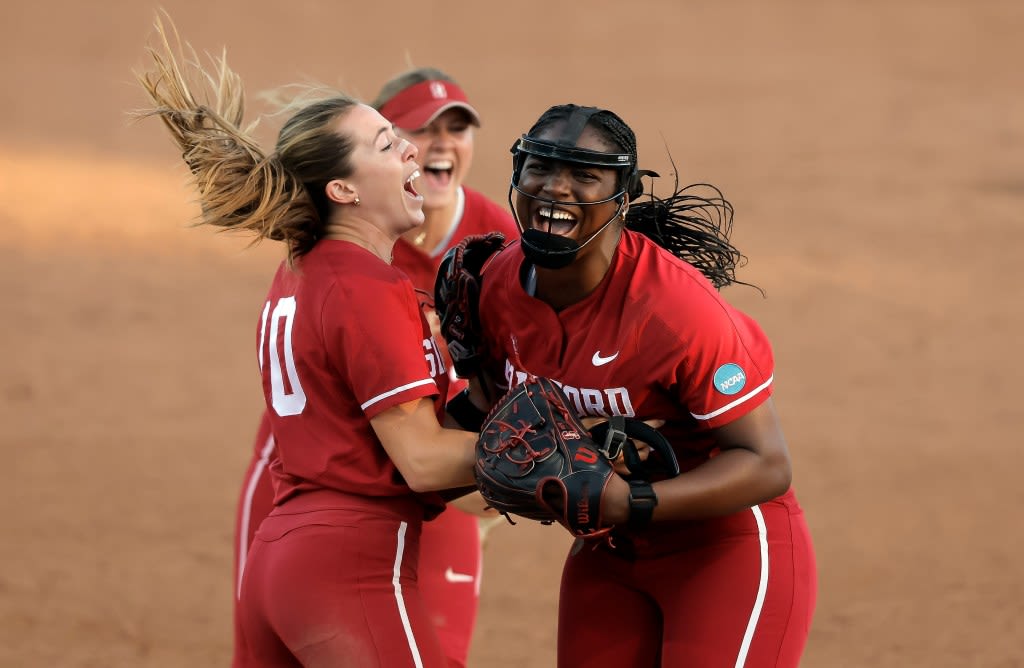 Stanford beats Oklahoma State, stays alive in Women’s College World Series