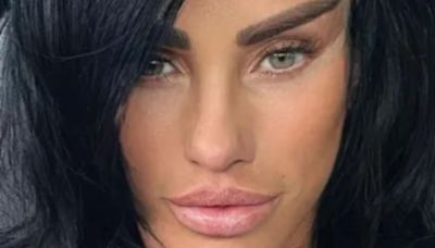 Katie Price shows off her 'natural hair' and 'healing face' in new selfie