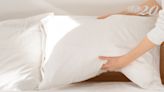 枕頭黃黃的怎麼洗？4招洗白枕頭芯！棉花枕、羽絨枕、乳膠枕各有訣竅