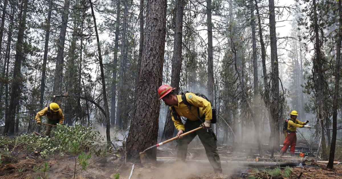 Little Lava Fire west of Sunriver remains a threat, but weather has calmed some nerves