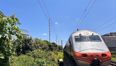 旅客落軌「遭自強號撞上」卡在車底 台鐵竹南＝苗栗單線行車