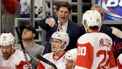 Former Red Wing Jimmy Howard puzzled by Mike Babcock’s antics