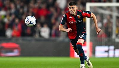 Johan Vásquez da asistencia y Genoa asegura permanencia en Serie A