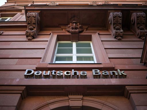 Deutsche Bank Rehires Simon Leopold as a Vice Chairman