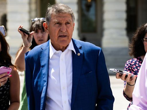 Manchin eyes presidential bid as Democrat