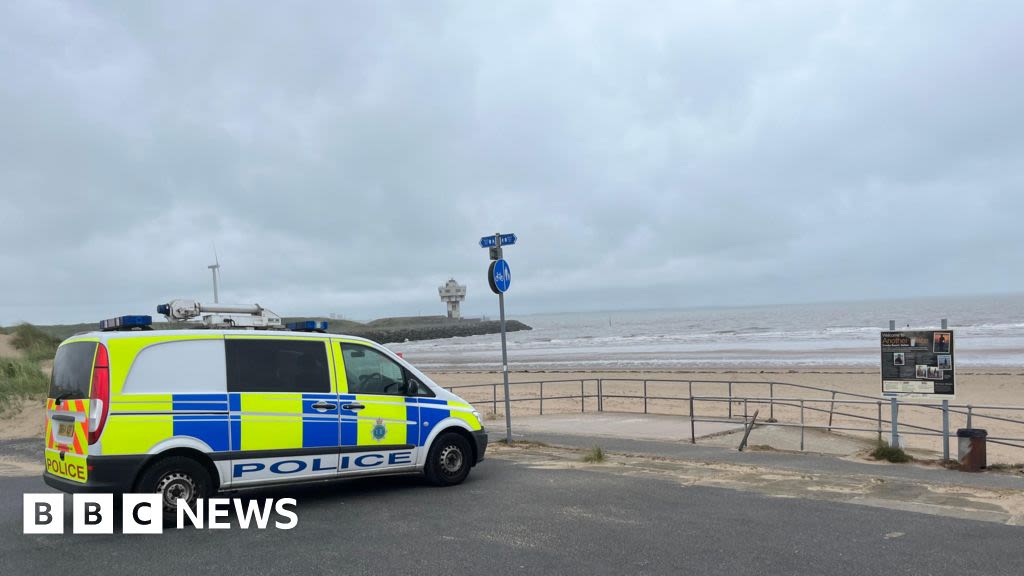 Boy, 14, missing after swimming with friends in River Mersey