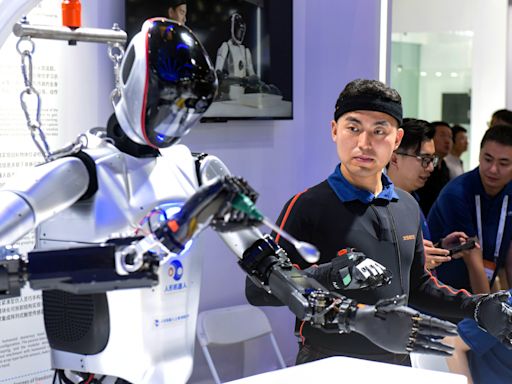Tech war: China narrows AI gap with US despite chip restrictions