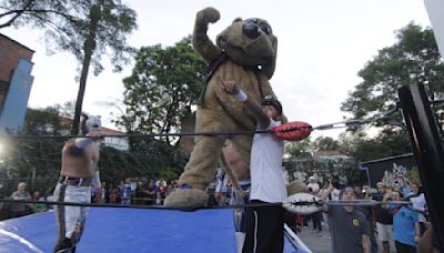 Croquetón de CDMX: ayuda a lomitos del Metro y entra gratis a la lucha libre