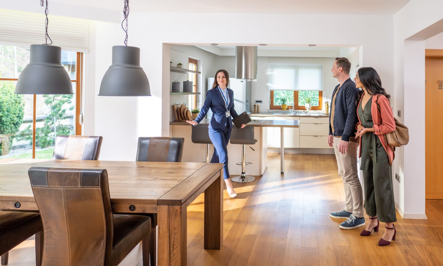 Advice for Working With a Home Buyer’s Agent This Spring - NerdWallet