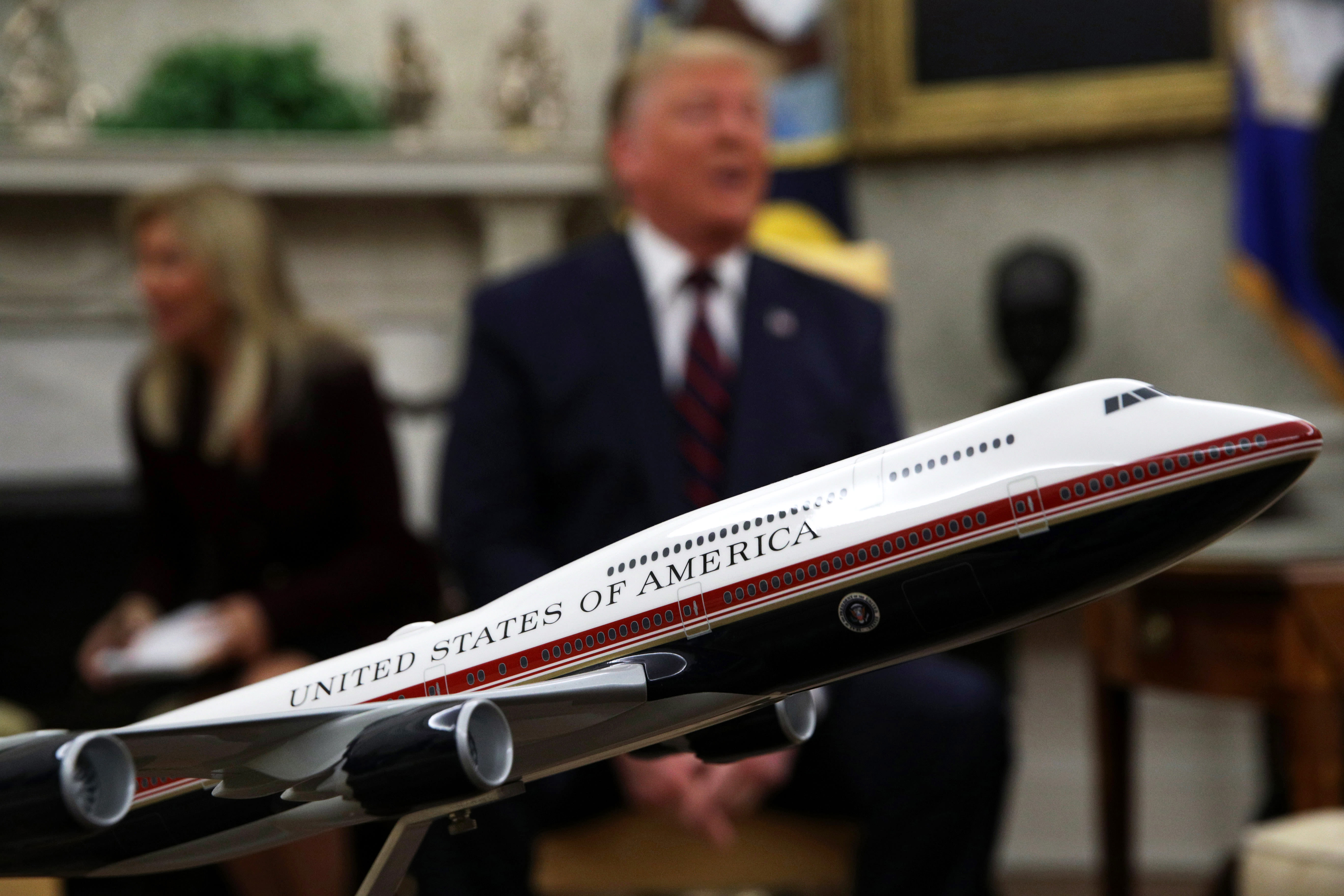 Trump would ‘absolutely’ scrap Biden’s Air Force One colors, adviser says