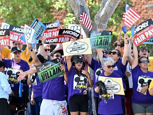 Disneyland workers won a 31% pay rise after a 4-month campaign and a vote to strike