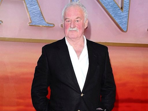 ‘Lord of the Rings’ actor Bernard Hill, dead at 79, honored by cast mates