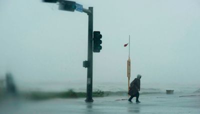 Texas, bajo vigilancia de huracán: Beryl amenaza sus costas con vientos dañinos, marejadas y lluvias intensas