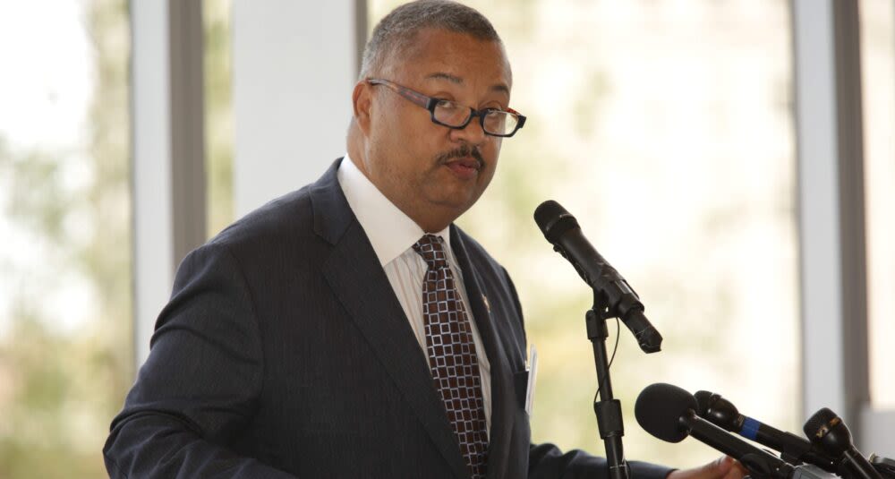 Newark native Rep. Donald Payne passes away at 65