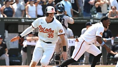 Yankees' defensive blunders give Orioles walk-off win in Sunday afternoon debacle in Baltimore