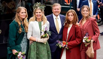 La felicidad de Guillermo y Máxima de Países Bajos celebrando el Día del Rey junto a sus tres hijas