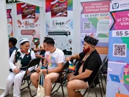 Participación del IMSS en la Marcha del Orgullo LGBTQ+