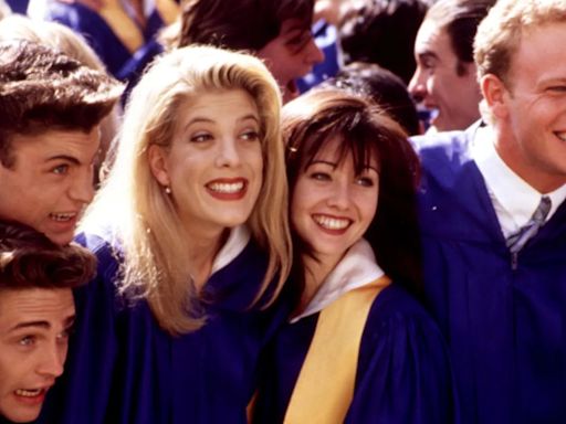 The Only Beverly Hills, 90210 Actors To Appear In Every Episode - SlashFilm