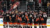 Ducks snap Blackhawks' 5-game win streak with 4-2 victory