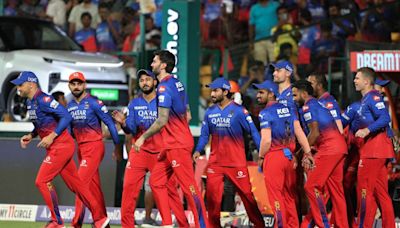 RCB vs GT LIVE Score, IPL 2024, Match 52 at M Chinnaswamy Stadium