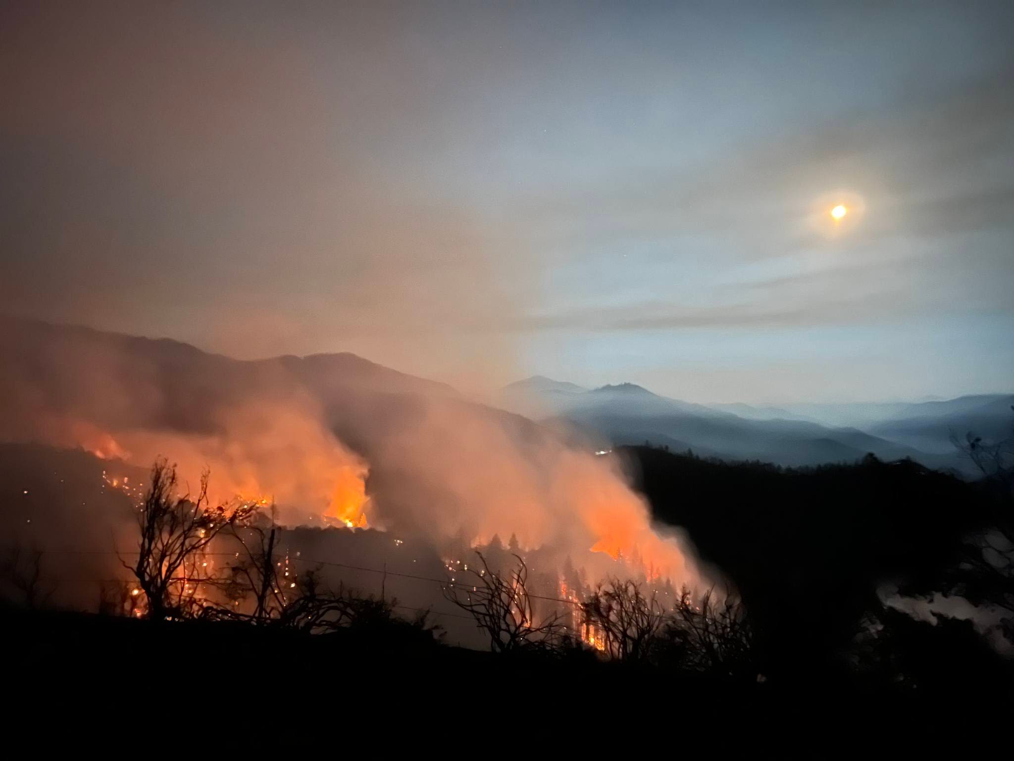 Upper Applegate Fire grows to 500 acres, level 1 evacuation warnings in place