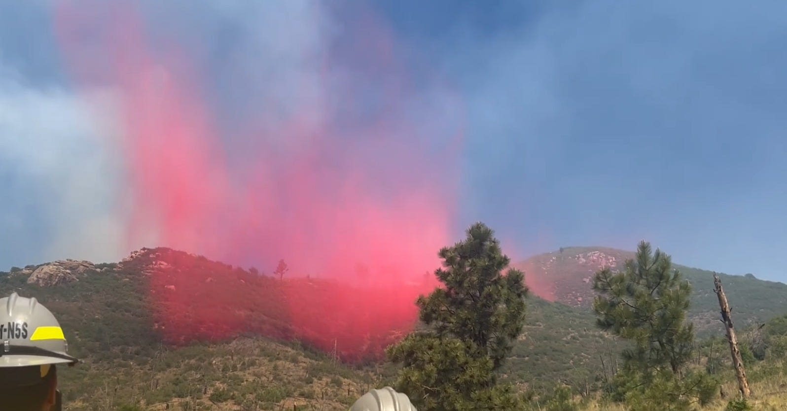 Blue 2 Fire continues burning near Ruidoso, NM. Track the wildfire in real-time