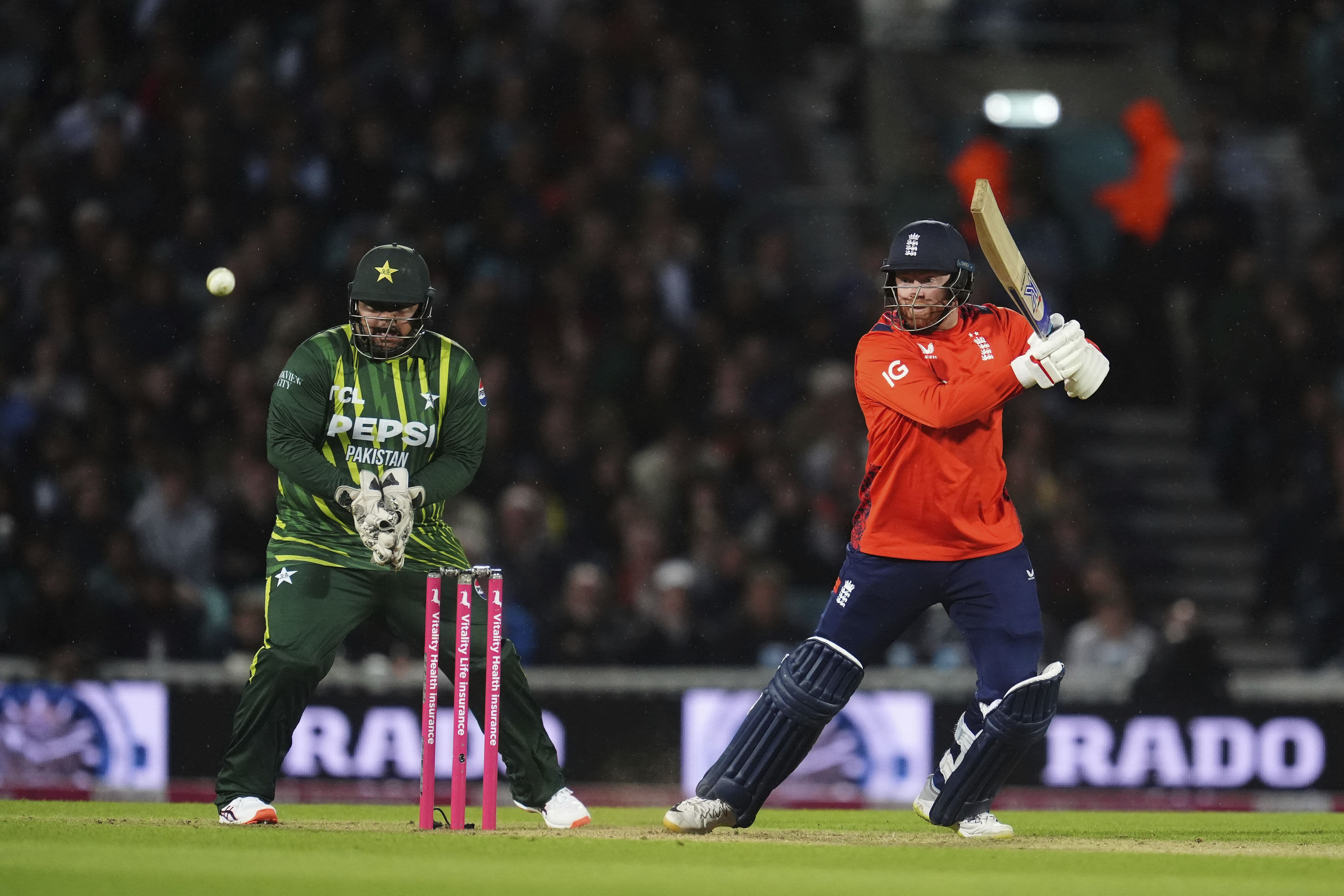 England heads into T20 World Cup title defense with 2-0 series win over Pakistan