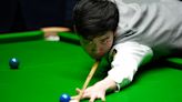 Si Jiahui continues to impress on Crucible debut as final comes into view