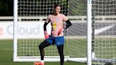 Official | England goalkeeper Mary Earps joins PSG