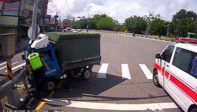 小貨車撞分隔島東港垃圾車好心幫戒護 送醫發現竟酒駕