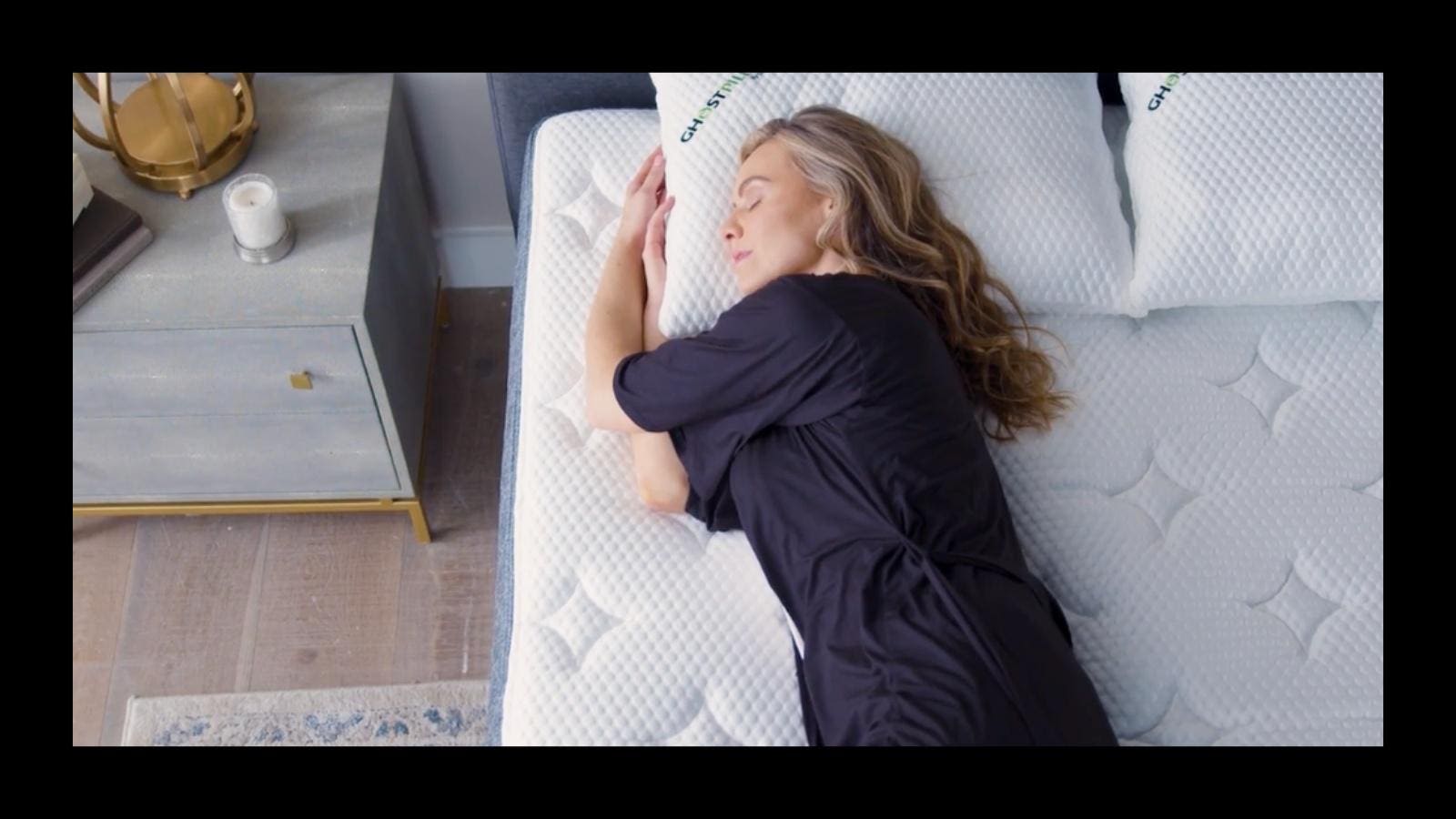 Our Guide To The Best Mattress For Side Sleepers With Shoulder Pain