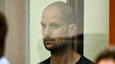 Rusia libera al periodista Evan Gershkovich en intercambio de prisioneros con Occidente