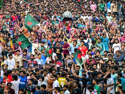 Bangladeshi protesters demand end to civil service job quotas