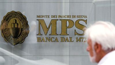 Italy looks to sell up to 15% of Monte dei Paschi in share placement, sources say