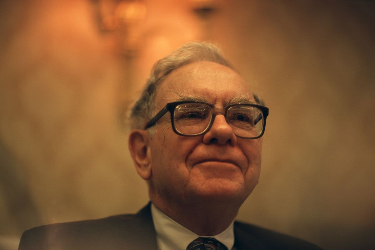 Fact Check: Warren Buffett Supposedly Said 'Make Billionaires Pay Their Fair Share, You Won't Have to Pay...