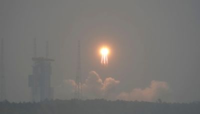 China may have sent secret robot to Moon’s far side in Chang’e 6 launch