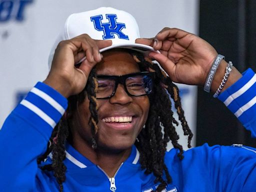 Mark Pope lands another major recruit for UK basketball. Jasper Johnson picks Kentucky.