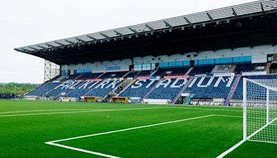 Falkirk chief says clubs couldn’t afford promotion without plastic pitch support